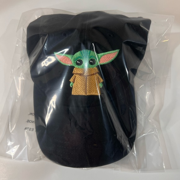 Star Wars Baby Yoda Cap - Picture 6 of 6
